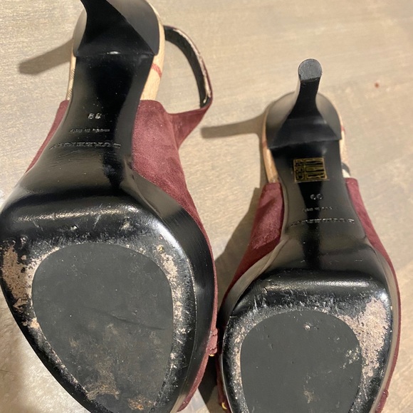 Authentic Burberry suede heels - Picture 5 of 9